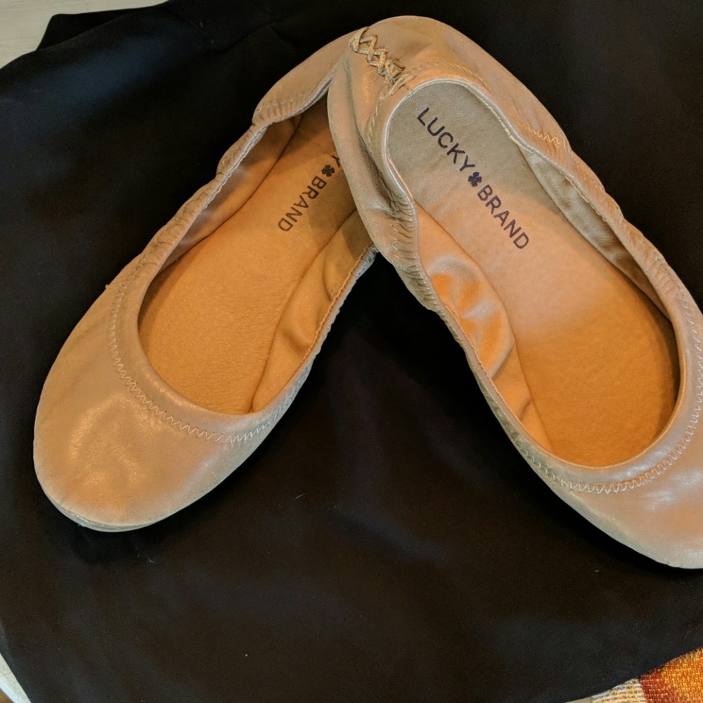 Shoes - Picture 2 of 3